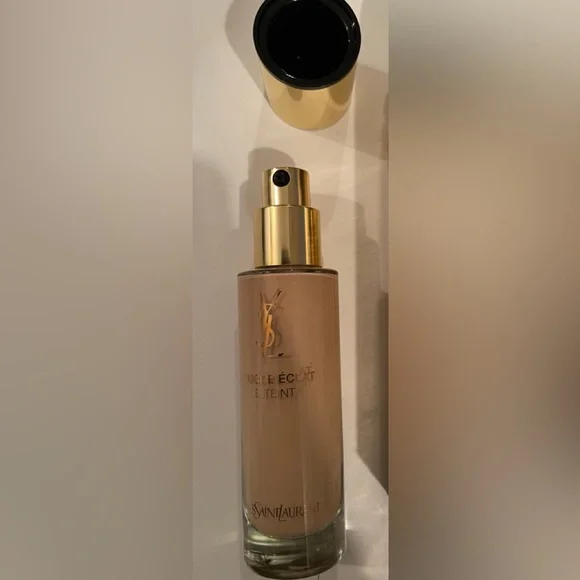 💯YSL Touche Eclat Radiance Awakening Foundation🎁 - Picture 2 of 8